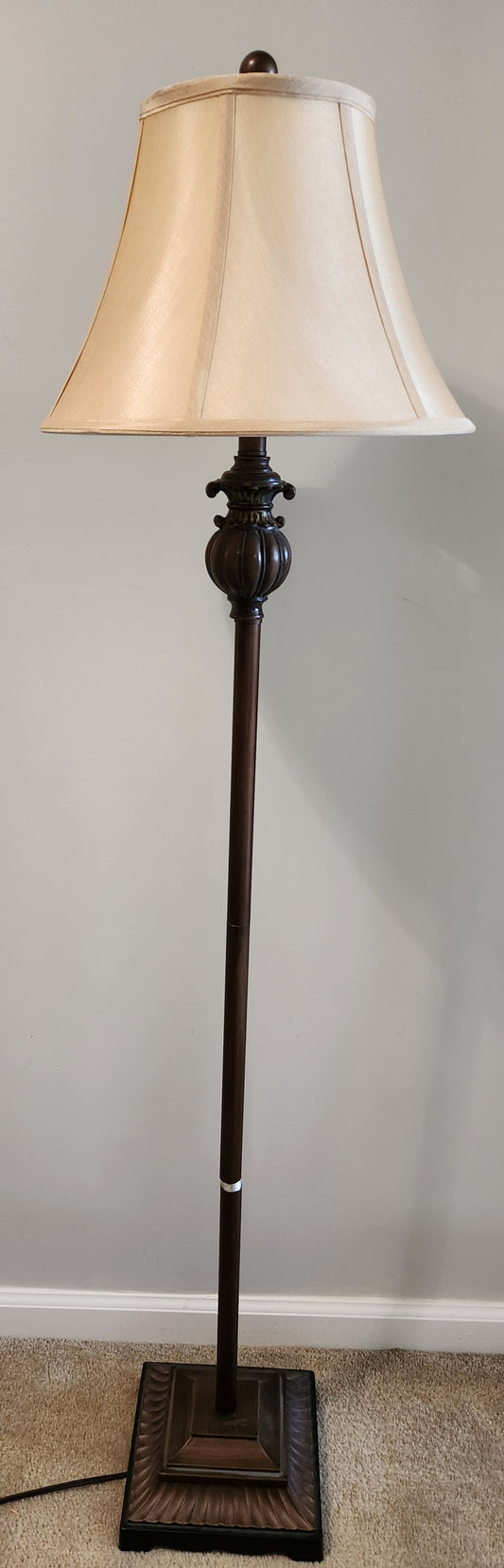 Black Floor Lamp