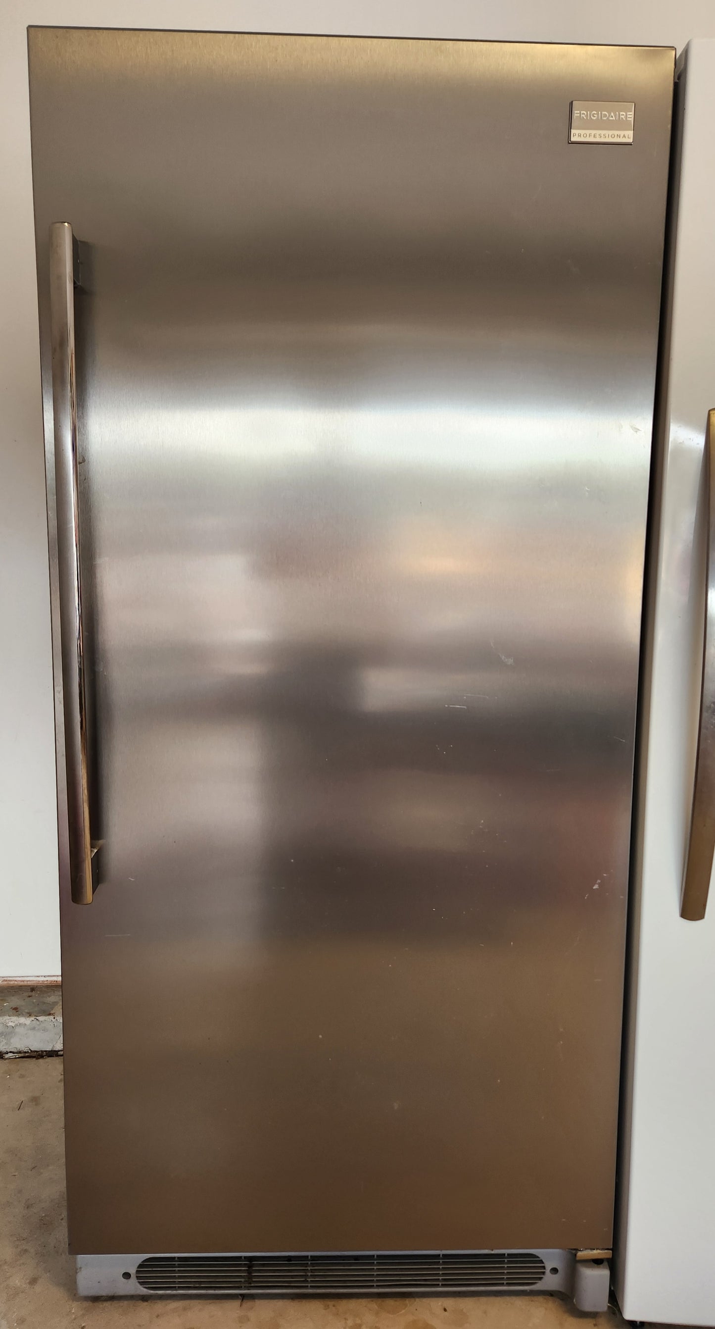 2018 Frigidaire Refrigerator