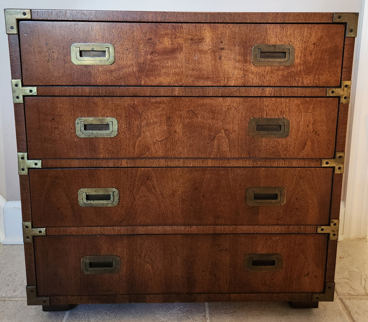 Campaign Style Chest